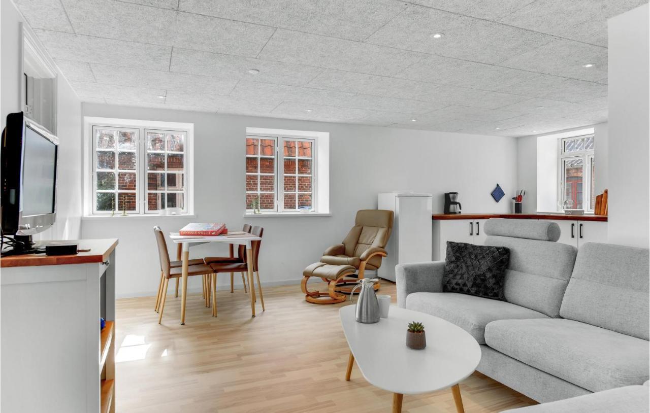 Pet Friendly Home In Hojer With Kitchen 外观 照片