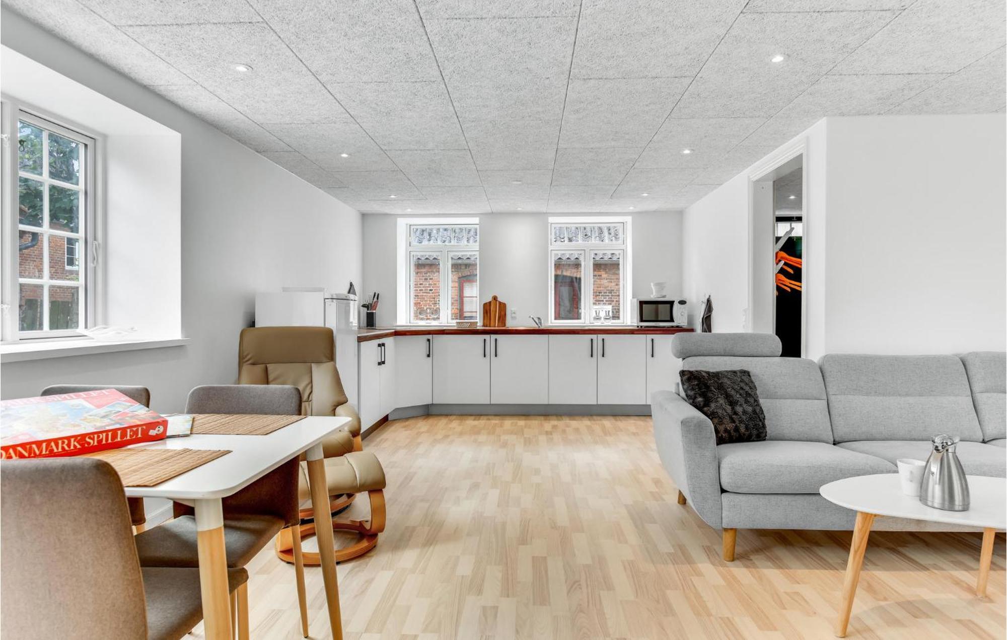 Pet Friendly Home In Hojer With Kitchen 外观 照片